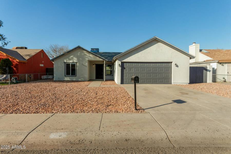 7602 W MINNEZONA Avenue, Phoenix, AZ 85033