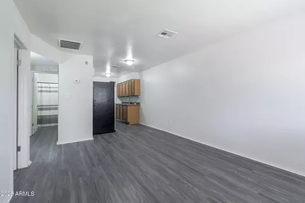 Phoenix, AZ 85009,3111 W Jefferson Street #3