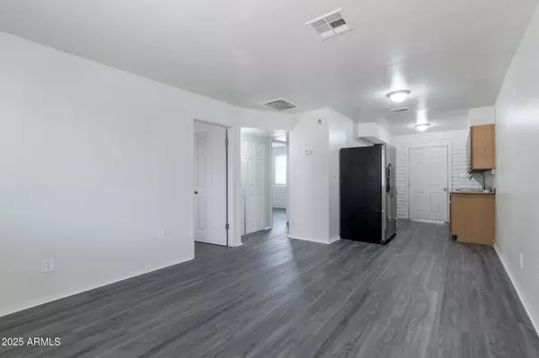 Phoenix, AZ 85009,3111 W Jefferson Street #3