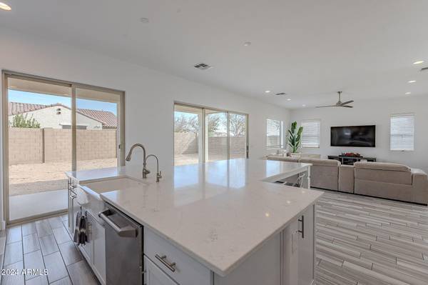 Peoria, AZ 85383,22413 N 101ST Avenue