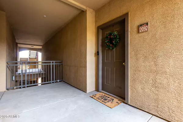 5401 E VAN BUREN Street #2092, Phoenix, AZ 85008