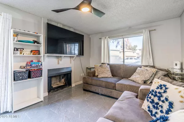 Phoenix, AZ 85051,3301 W HARMONT Drive