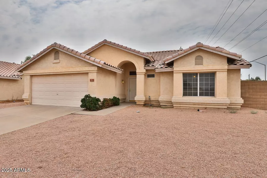 5 E HILLSIDE Street, Mesa, AZ 85201