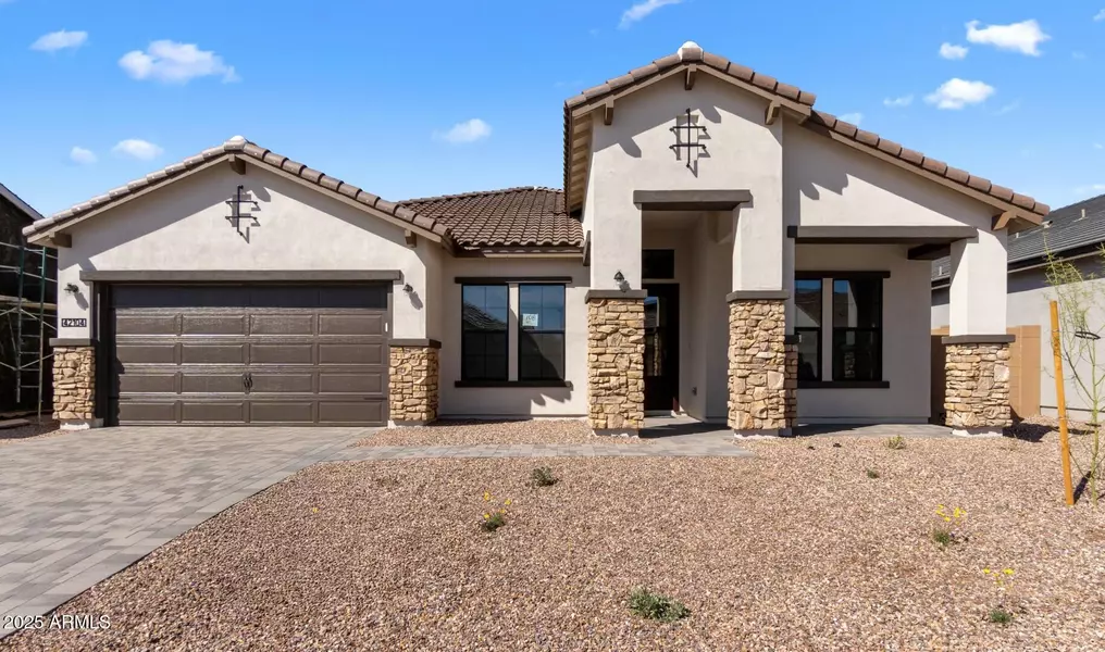 42104 N Golden Trail, San Tan Valley, AZ 85140