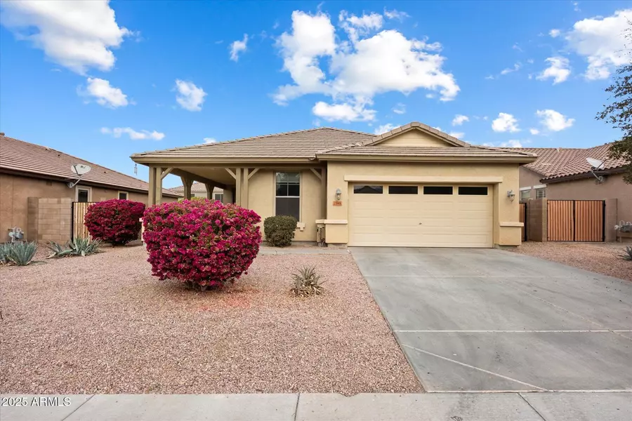 2946 E RAVENSWOOD Drive, Gilbert, AZ 85298