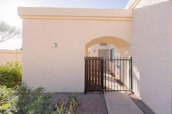 Chandler, AZ 85224,2019 W LEMON TREE Place #1110