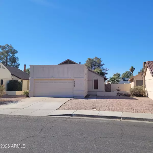 1622 N COMANCHE Drive, Chandler, AZ 85224