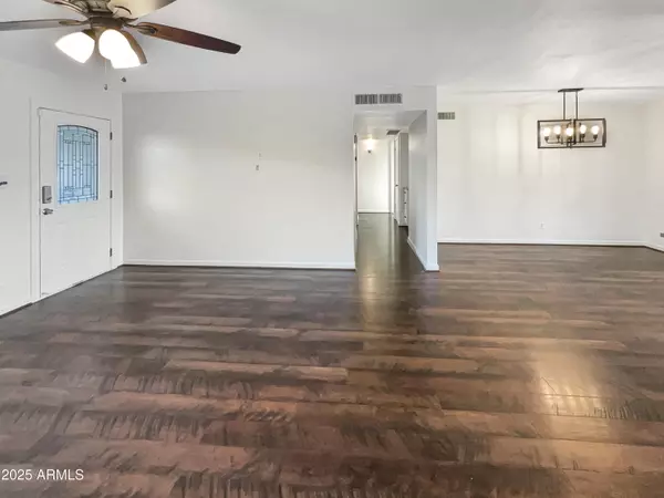 Phoenix, AZ 85032,2843 E PERSHING Avenue