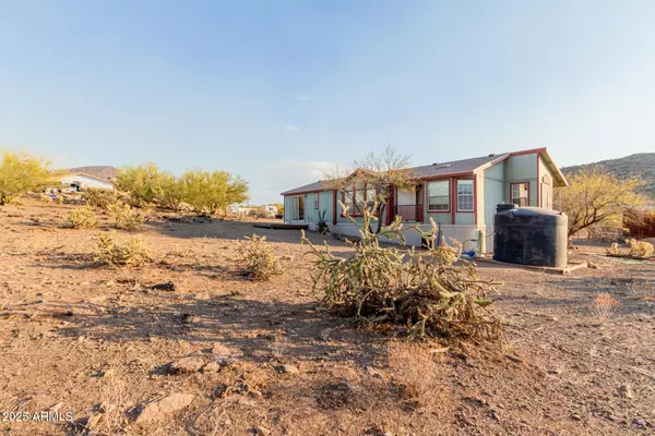 New River, AZ 85087,42812 N 14TH Street