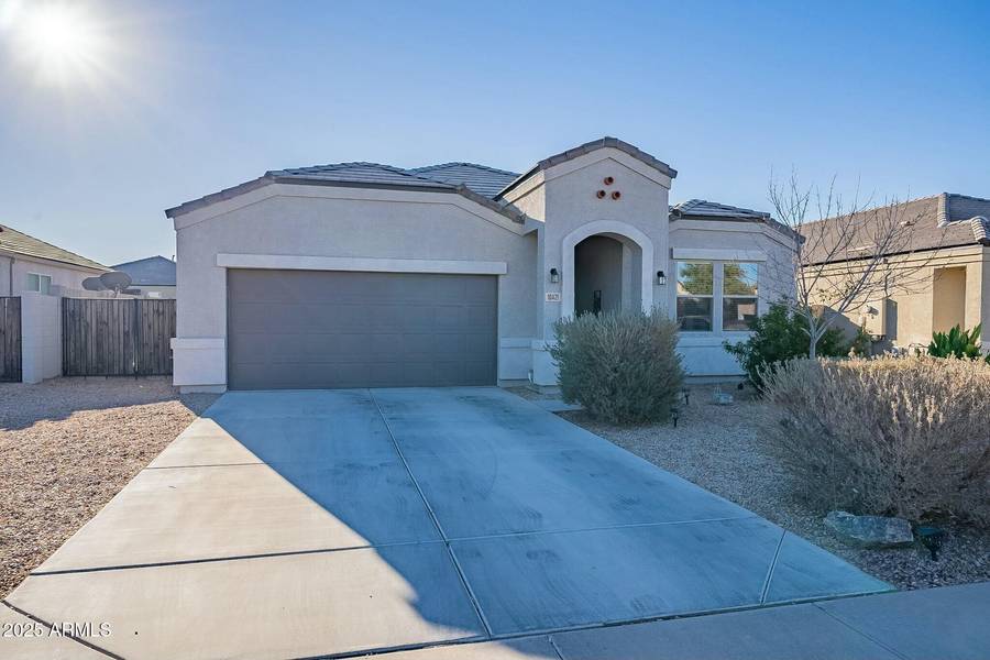 10421 E CLIFFROSE Lane, Florence, AZ 85132