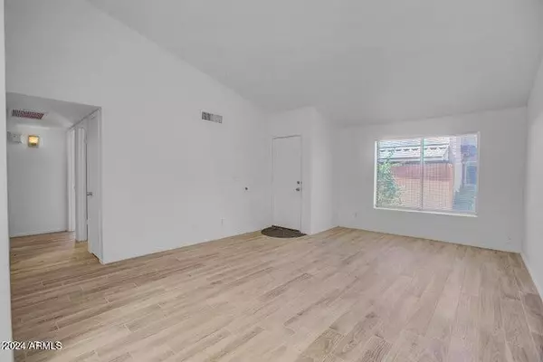 Mesa, AZ 85201,629 N MESA Drive #29