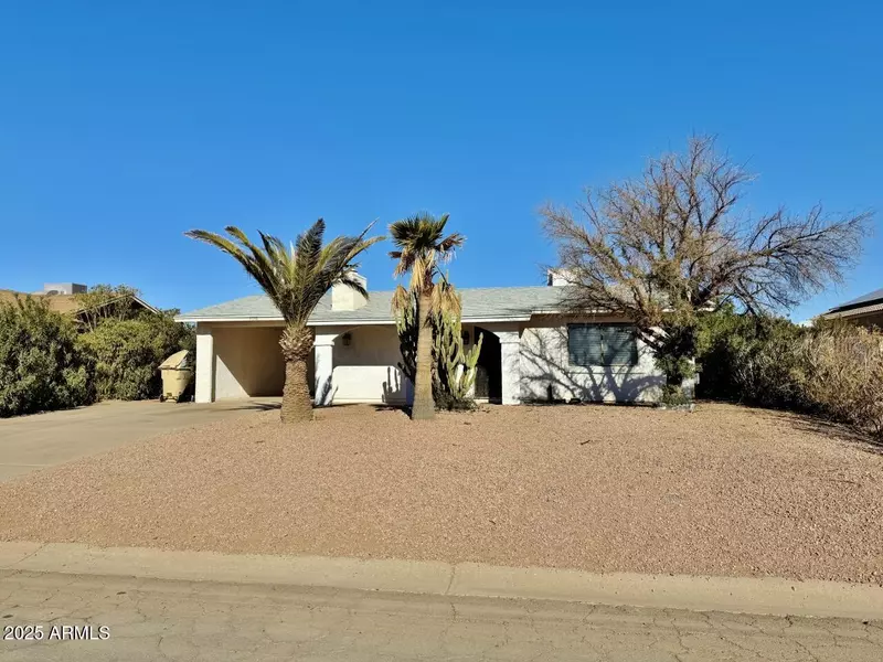 8738 W TINAJAS Drive, Arizona City, AZ 85123