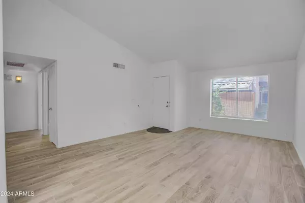 Mesa, AZ 85201,629 N MESA Drive #29