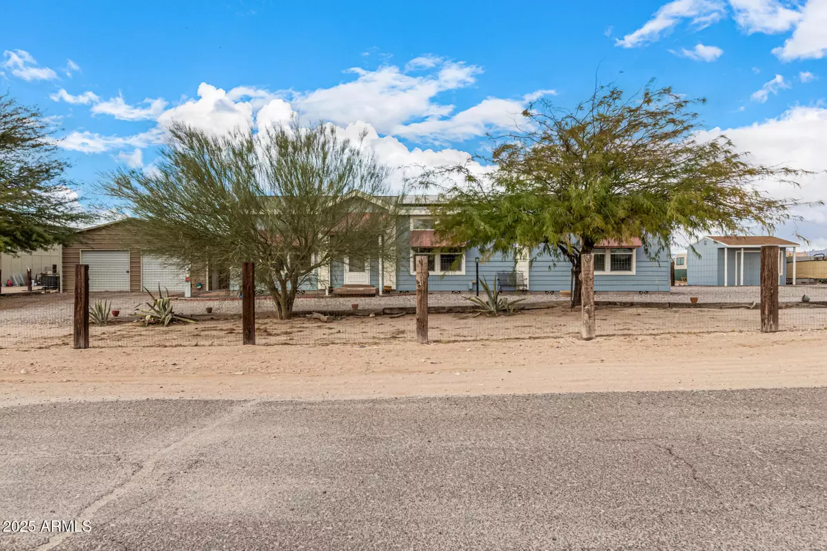 Florence, AZ 85132,22592 E GROSBEAK Way