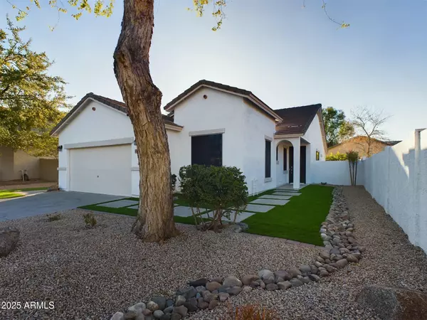 4229 E CREST Court, Gilbert, AZ 85298