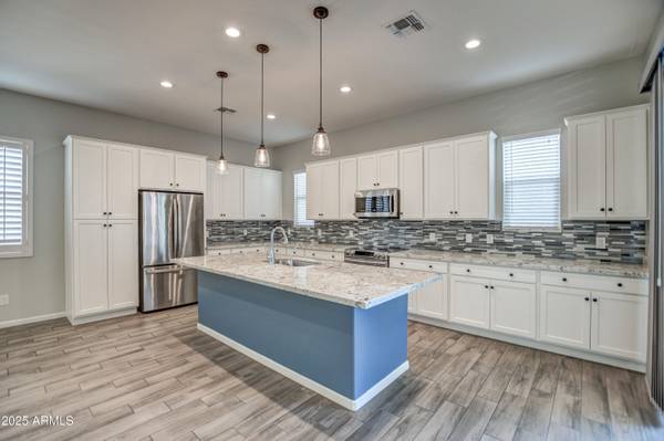 371 N 157th Lane, Goodyear, AZ 85338