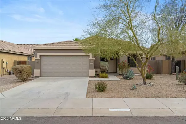 17639 W BUCKHORN Drive, Goodyear, AZ 85338