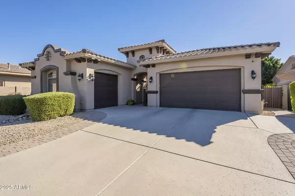 14113 W WINDSOR Avenue, Goodyear, AZ 85395