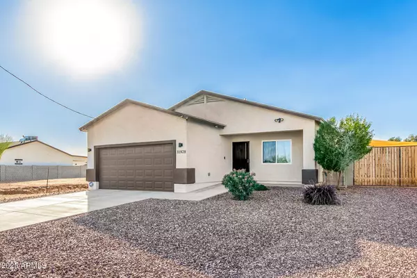 31828 N ASH Street, Wittmann, AZ 85361