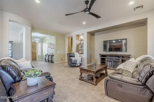 Chandler, AZ 85249,6830 S CRYSTAL Way