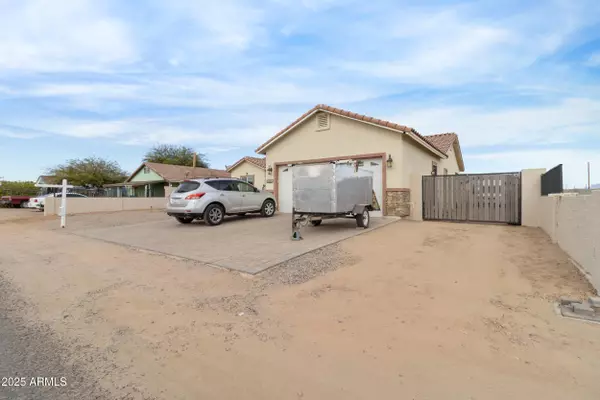 San Tan Valley, AZ 85140,5830 E FOX HOLLOW Lane