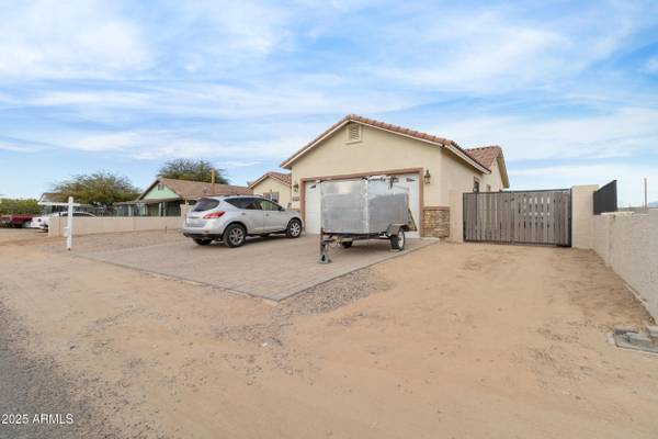 San Tan Valley, AZ 85140,5830 E FOX HOLLOW Lane