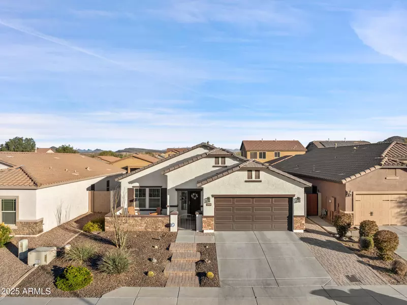 10808 W COTTONTAIL Lane, Peoria, AZ 85383