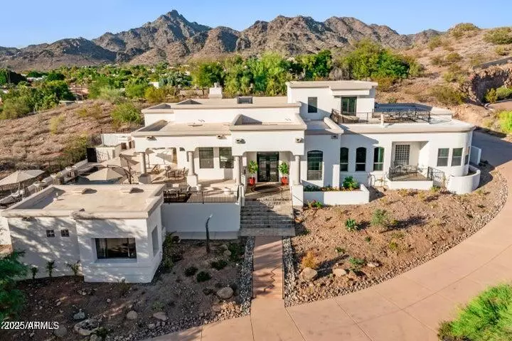 Paradise Valley, AZ 85253,3256 E PALO VERDE Drive