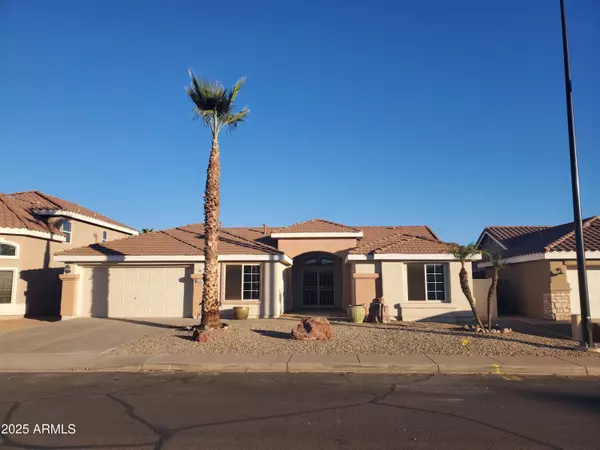 974 W JUANITA Avenue, Gilbert, AZ 85233