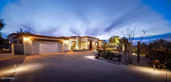 Carefree, AZ 85377,7957 E CAVE CREEK Road