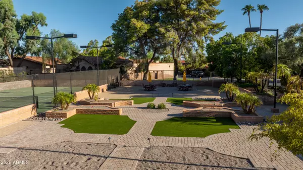 Phoenix, AZ 85016,1739 E FLYNN Lane