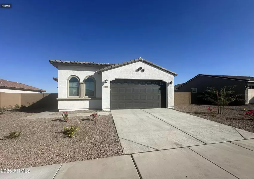 472 E DIAMOND Drive, Casa Grande, AZ 85122