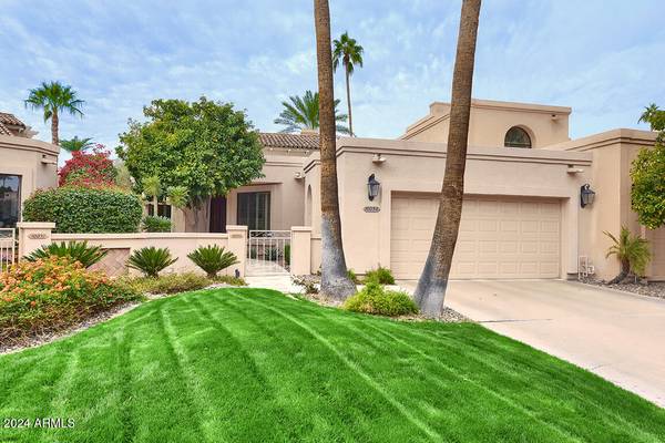 10054 E Cinnabar Avenue,  Scottsdale,  AZ 85258