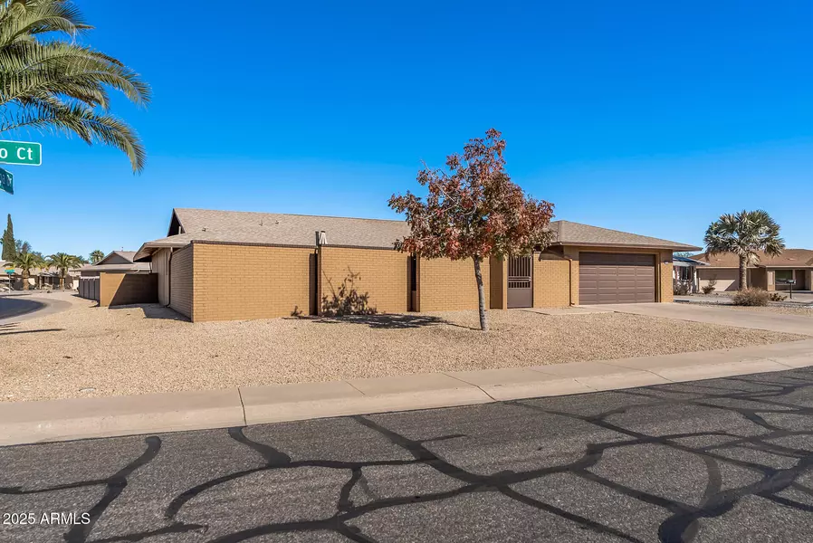 9714 W RODEO Court, Sun City, AZ 85373