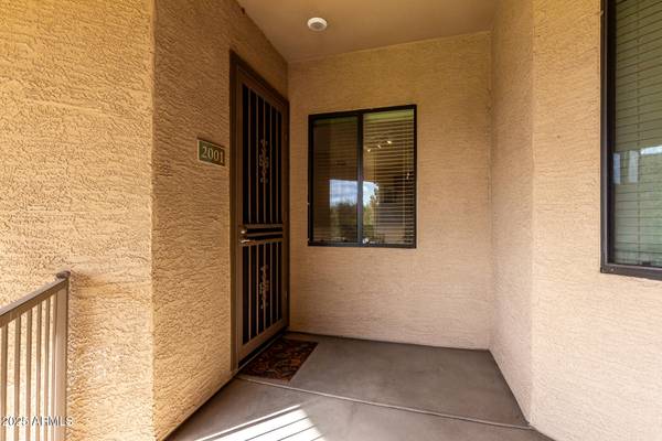 3330 S GILBERT Road #2001, Chandler, AZ 85286