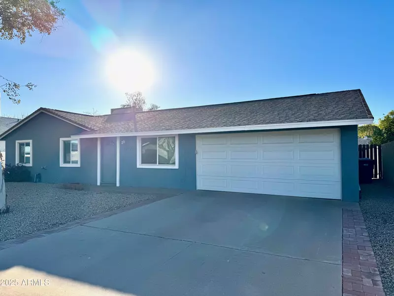 13428 N 36th Place, Phoenix, AZ 85032