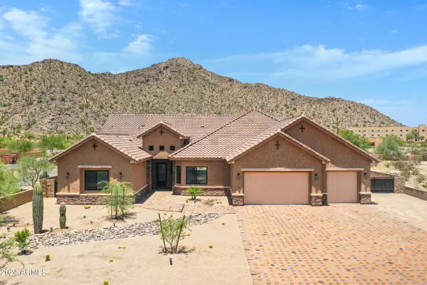 8474 W SWITCHBACK Trail, Casa Grande, AZ 85194