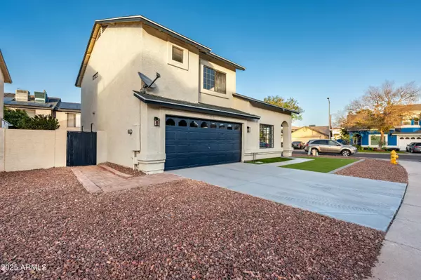 Phoenix, AZ 85037,9920 W CALLE ENCORVADA --