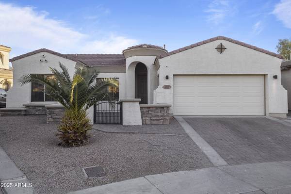 2827 W HERRO Lane, Phoenix, AZ 85017