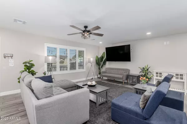 Scottsdale, AZ 85250,8431 E STELLA Lane