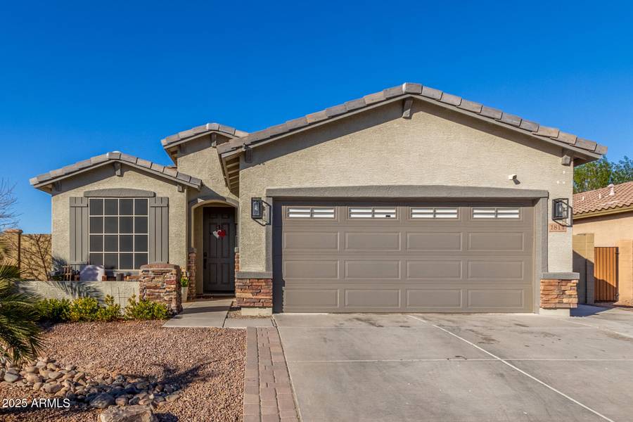 1814 W DESERT SPRING Way, San Tan Valley, AZ 85144