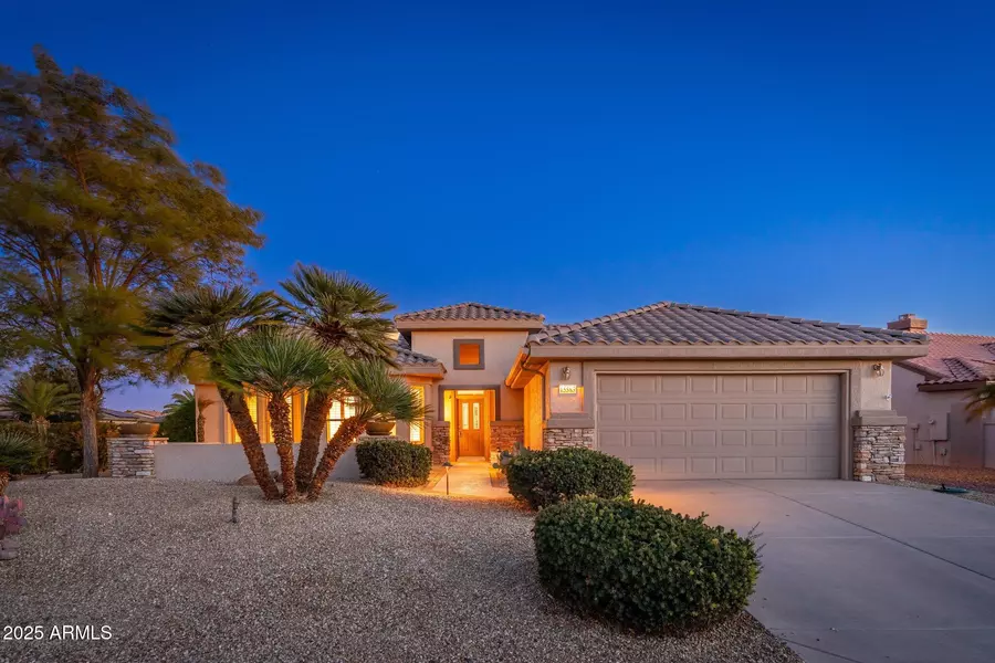 15583 W BIG SKY Drive, Surprise, AZ 85374