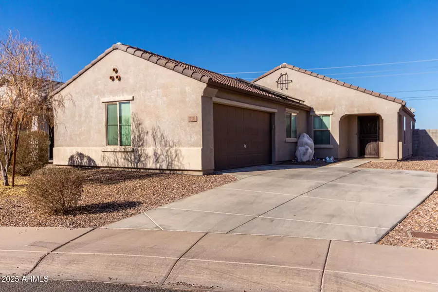 910 W PRIOR Avenue, Coolidge, AZ 85128