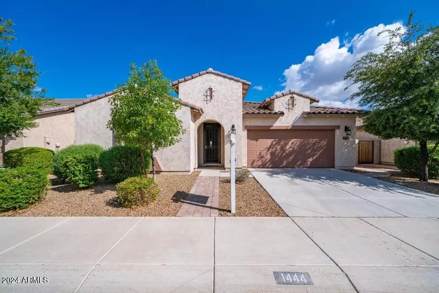 1444 E KINGBIRD Drive, Gilbert, AZ 85297