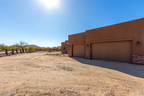 New River, AZ 85087,44122 N 15TH Street