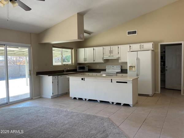 Mesa, AZ 85204,2429 E CALYPSO Avenue