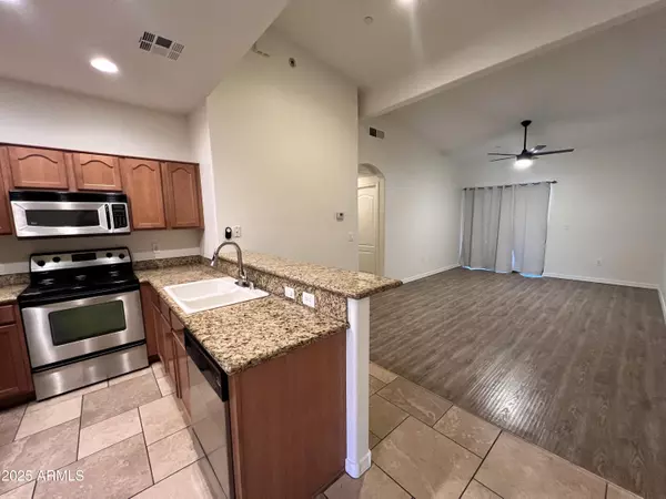 Chandler, AZ 85225,1351 N Pleasant Drive #2058