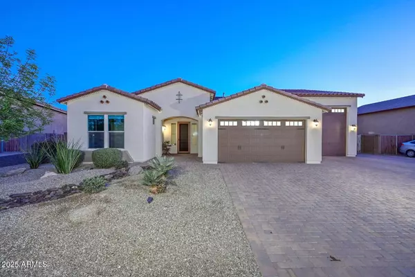 16871 W CIELO GRANDE Avenue, Surprise, AZ 85387