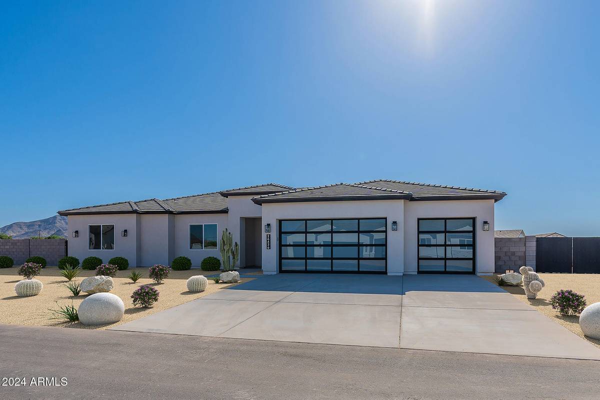 Surprise, AZ 85387,15385 W Bajada Drive