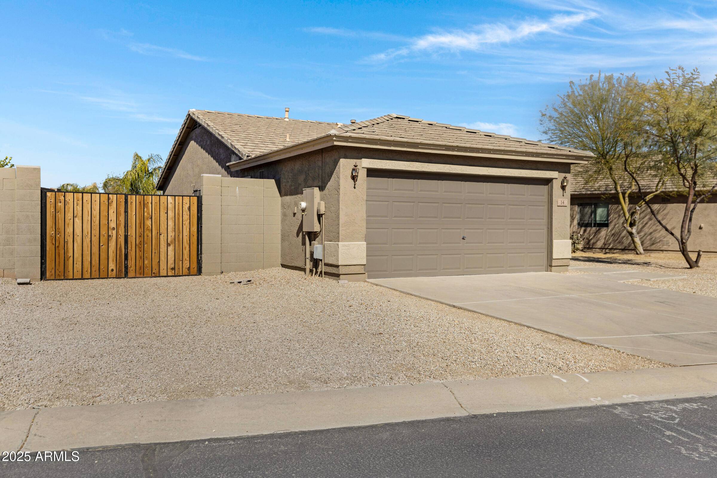 San Tan Valley, AZ 85143,14 E PEPPERGRASS Place